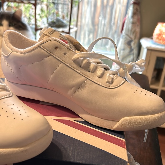 🩷HOST PICK🩷Reebok Princess White Classic Women US 9 1/2 Brand New in Box - Picture 11 of 16
